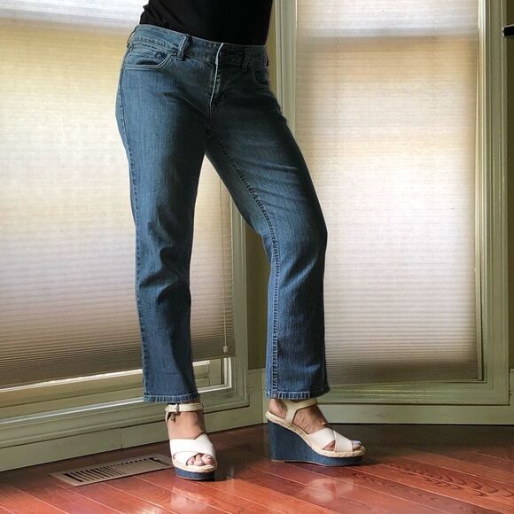 ELLE  Jeans 👖 sits on waist - Picture 1 of 4